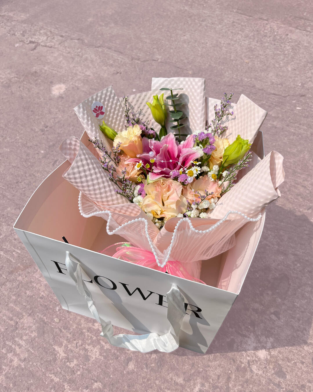 Lily Glow P749